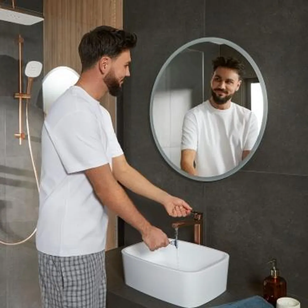 Malaga Standing Countertop Washbasin Mixer + Click Clack Drain - Image 8